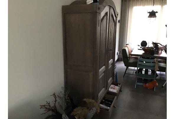 Gratis ophalen eiken kast - image