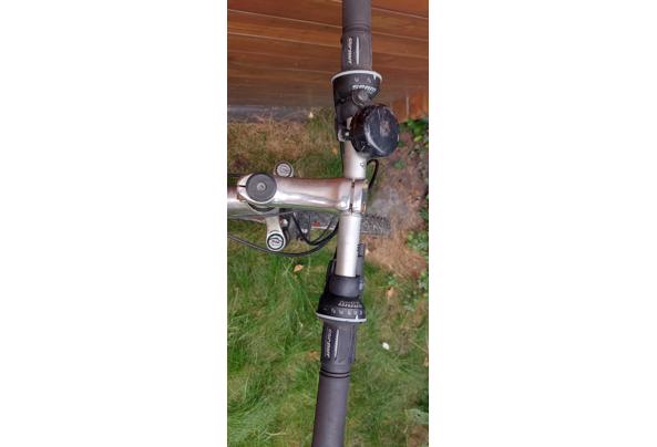Mountainbike opknappertje - 17858407642348290869289287565960