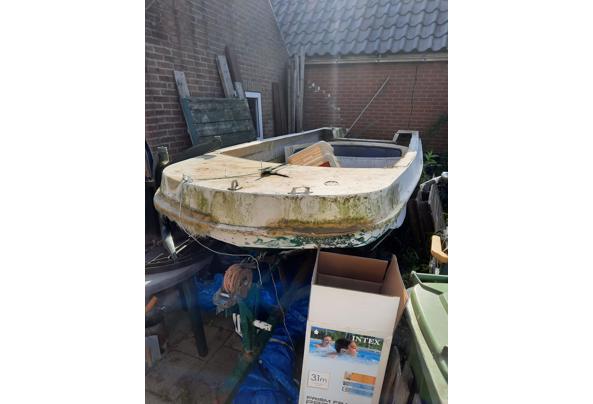 Opknapper! Afgezaagde kajuitboot met trailer - 20210614_182317 Opknapper! Afgezaagde kajuitboot met trailer - 20210614_182317