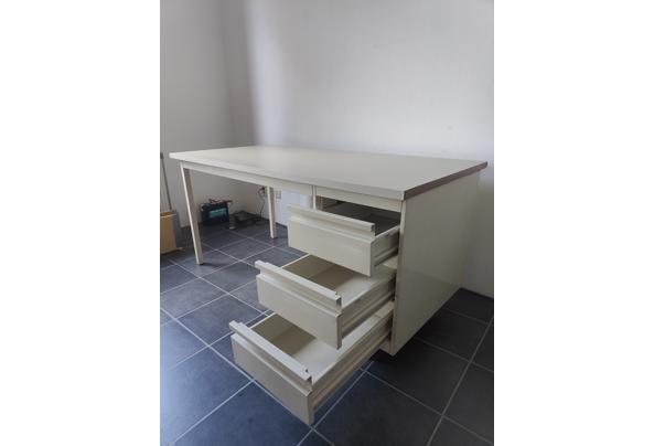 Bureau met ladekast - IMG20240817150218