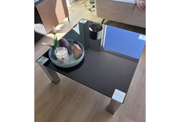 Zwart glazen salontafel  - 20260315_115141(1)