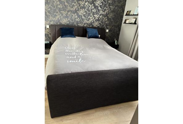 Bokspring 160 x 200 - IMG_0937