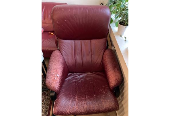 Roodbruine fauteuil - WhatsApp-Image-2021-11-20-at-07-25-51