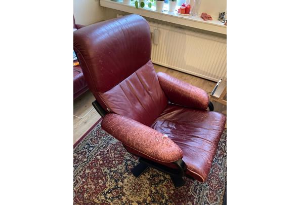 Roodbruine fauteuil - WhatsApp-Image-2021-11-20-at-07-27-04