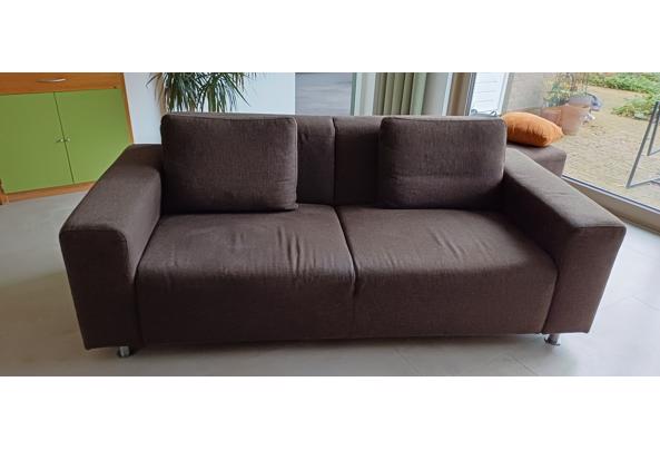 2 chocoladebruine banken en hocker stof - 20251210_155208 2 chocoladebruine banken en hocker stof - 20251210_155208