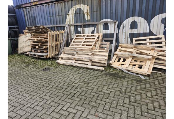 Gratis houten pallets - 20251205_120906