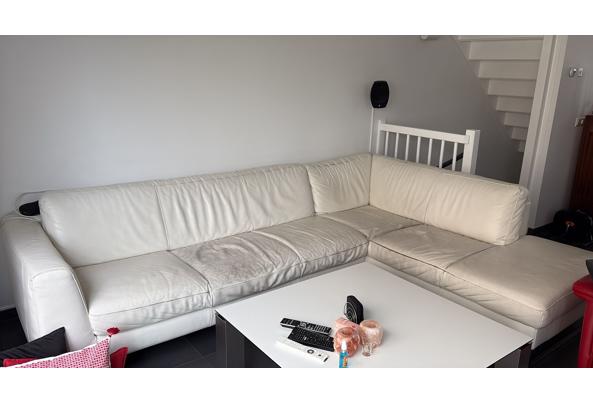 Witte leren bank - 993e9914-784c-4ae6-b7c5-20b6b813fb9c