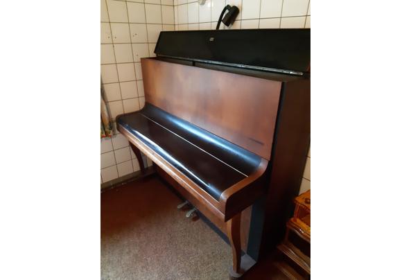 oude piano, toetsen van echt ivoor - 20201113_142653