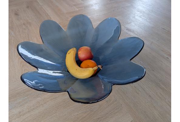 Blauwe glazen fruitschaal - PXL_20260220_110412362