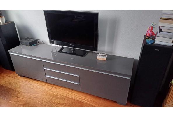 TV meubel grijs glans - df30b466-c0f8-4d55-872c-4b3acceab16d