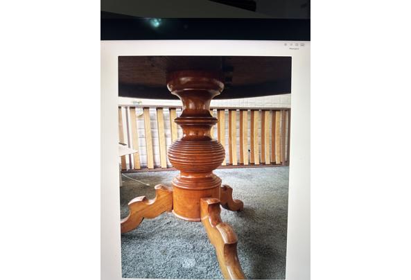 Mahonie houten rond eettafel met 4 stoelen - IMG_6534