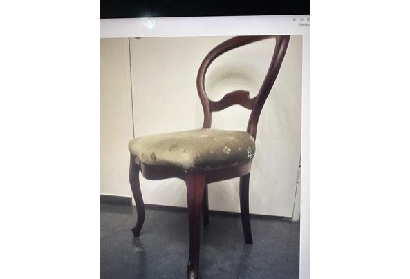 Mahonie houten rond eettafel met 4 stoelen - IMG_6535