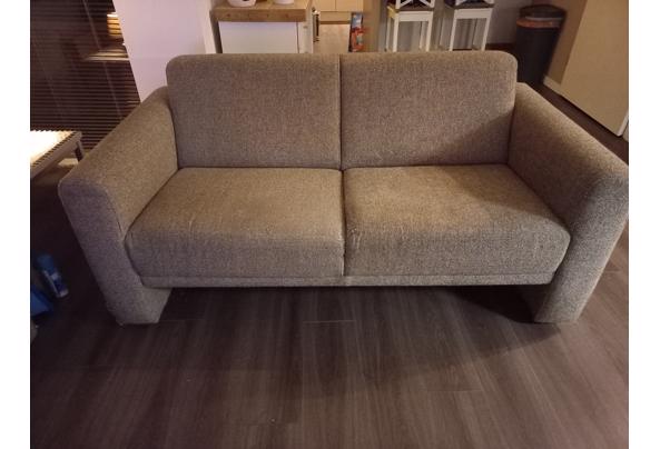 Gratis 2,5 en 3 zits bank - Gebruikt - 2025-12-02-19-56-47