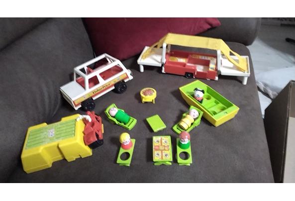Kampeerwagen - 17879271542458295232197865897107