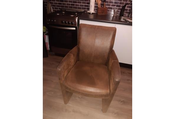 4 x eetkamer stoelen. Zien er nog prima uit. - 20251129_185336