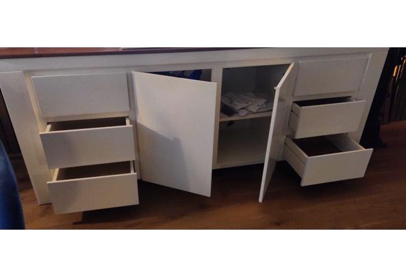 Dressoir twee deuren en zes laden. - IMG-20241118-WA0000