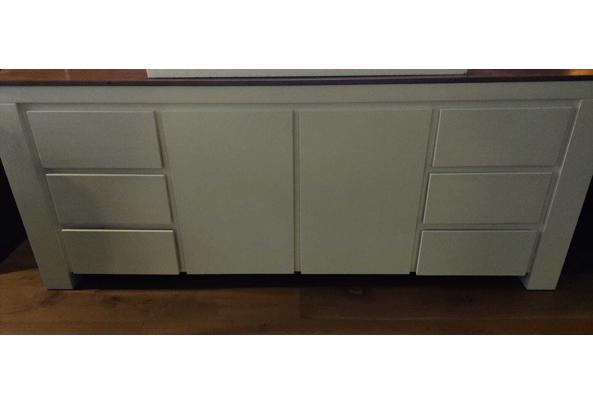 Dressoir twee deuren en zes laden. - IMG-20241118-WA0002