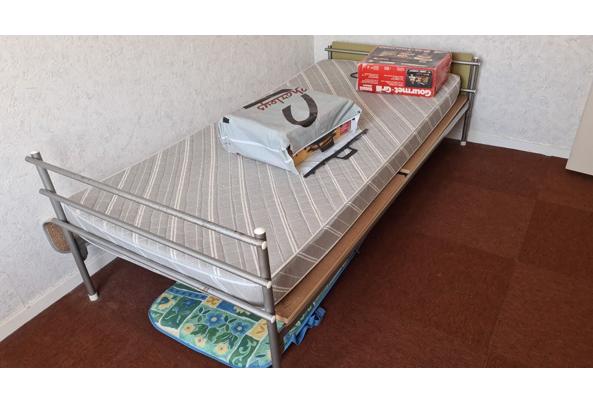 1 persoons bed met spiraal bodem evt. met matras - IMG-20210401-WA0011