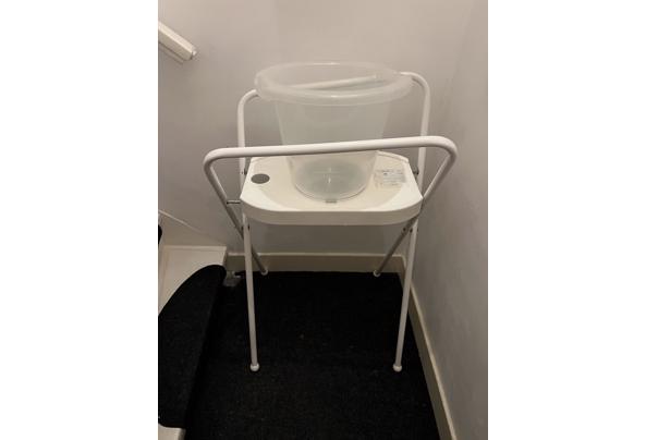 Badverhoger en tummy tub badje baby - IMG_2100