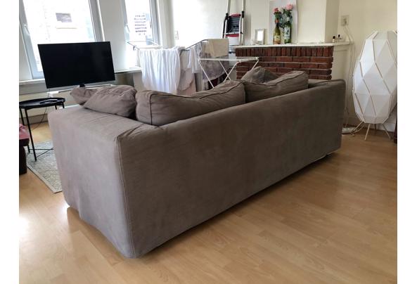 Comfortable sofa - 66080d23-a0f2-48c7-a343-9da06490f3e0
