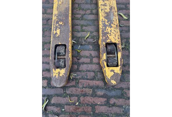 Pompwagen - werkt nog, versleten  - IMG_3936