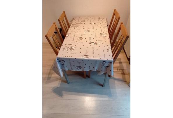 Tafel en 4 stoelen  - Dining-Table-and-Chairs