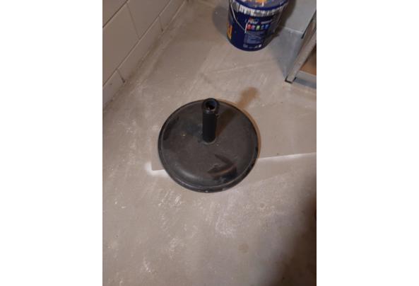 Parasol voet - 20260130_162530 Parasol voet - 20260130_162530