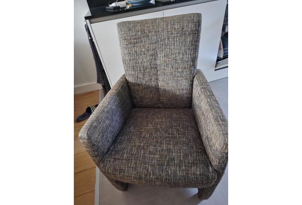 Bank 2 en 3 zits + hocker + 6 eetstoelen - 20251002_184945