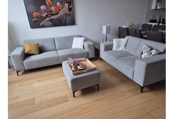 Bank 2 en 3 zits + hocker + 6 eetstoelen - 20251011_122632