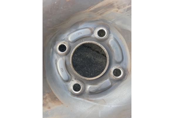 4 metalen velgen/ banden 195/50 R15 - IMG_3924