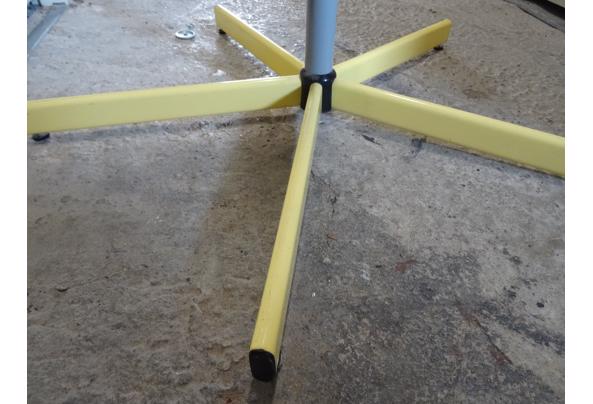 Ronde glazen eettafel,rond 90 cm. - DSC08791