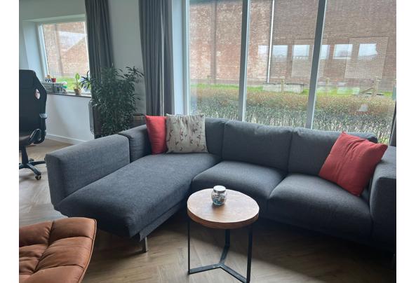 Nockeby Ikea bank donkergrijs - DC873D5C-023B-4508-B7B4-3603508EE844