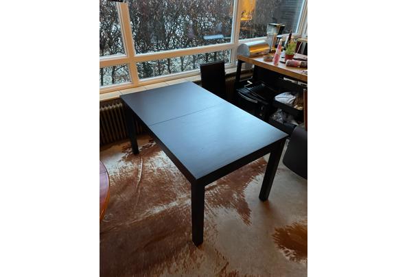Zwarte IKEA tafel  - 6DC2DAF1-71B5-4713-B01E-45A558A0A2C8