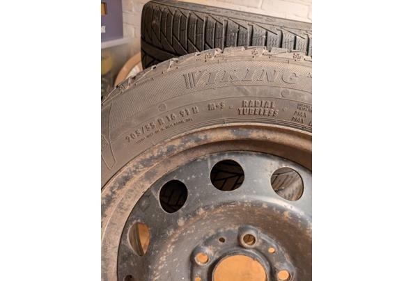 WINTERKLAAR? 4 WINTERBANDEN OP BMW-VELG – 205/55 R16 - PXL_20260831_175749977 WINTERKLAAR? 4 WINTERBANDEN OP BMW-VELG – 205/55 R16 - PXL_20260831_175749977