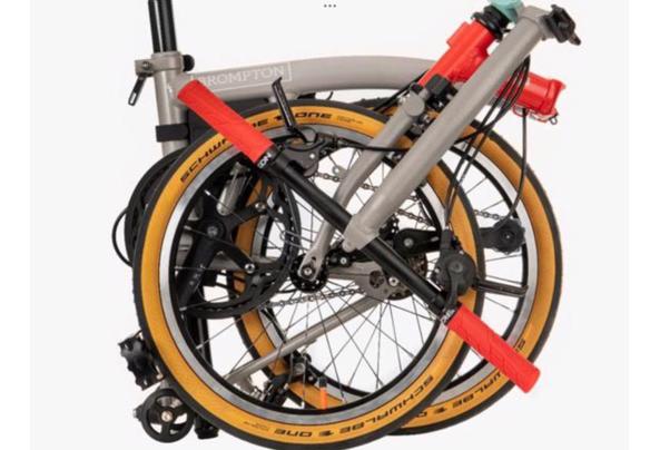 1 of 2 Brompton of Riese Birdy Müller Vouwfietsen Gezocht ets - IMG_2336