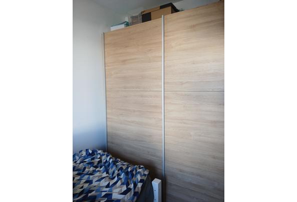 Kledingkast met schuifdeuren - 20260318_112558