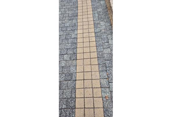Duurzame MBI Geo color bestrating 10x10 - att-nkE8bfPTLZ89EUHrTdiU-2SxfeENBukJuP_fedT6ji4