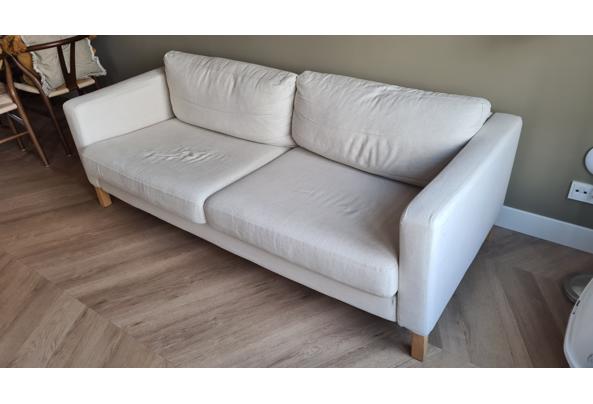 Witte Ikea bank, eventueel inclusief zwarte bekleding. - 20230330_084323