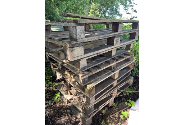 24 gebruikte pallets - 20260623_145020728_iOS