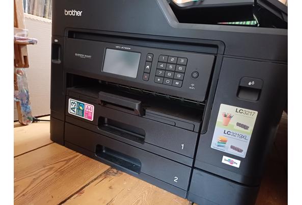 Brother printer. Groot voor A3 en kleur - 17581041247551026102115321724213