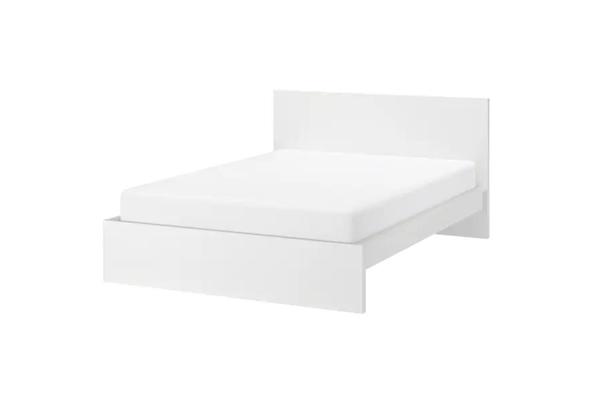 Ikea MALM bed 140x200 wit, incl matras - malm2