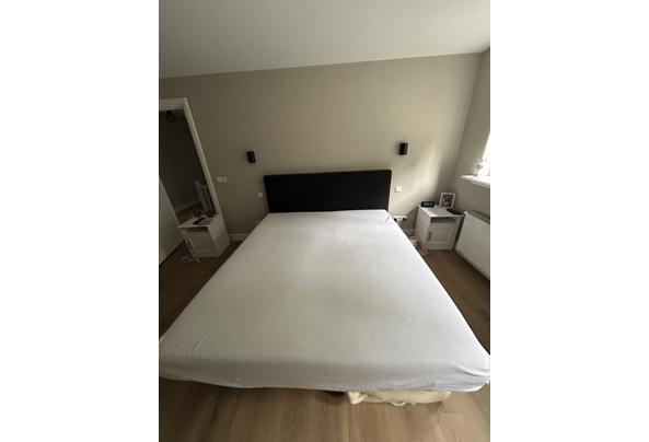 Bed zonder matrassen 180x 200 cm - IMG_5144