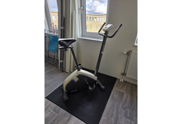 Hometrainer met mat - 20260325_144112