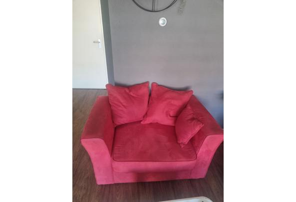 Love seat   ,feuteul - 1722070334535964130183174690859