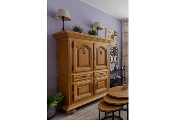 2 Eiken tv/opbergkasten - FB_IMG_1770623639438