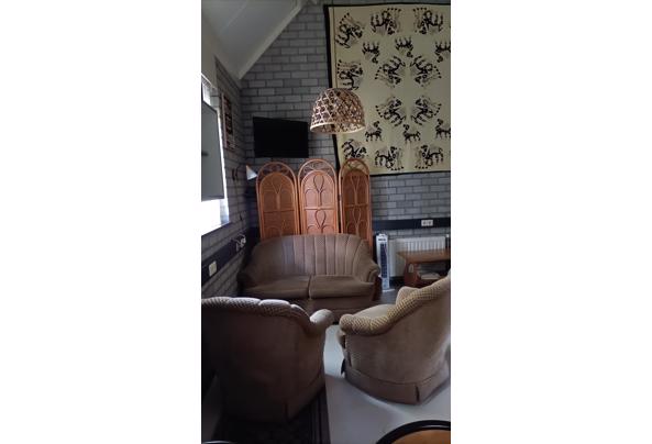 Bankje met 2 fauteuiltjes van stof - IMG20250901165614