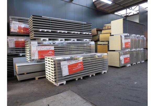 Nieuwe sandwichpanelen uit voorraad leverbaar - 4-3_638693535124952090