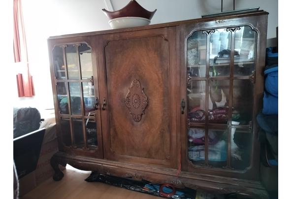 Grootmoeders buffetkast - 17728062283184864162605069534759