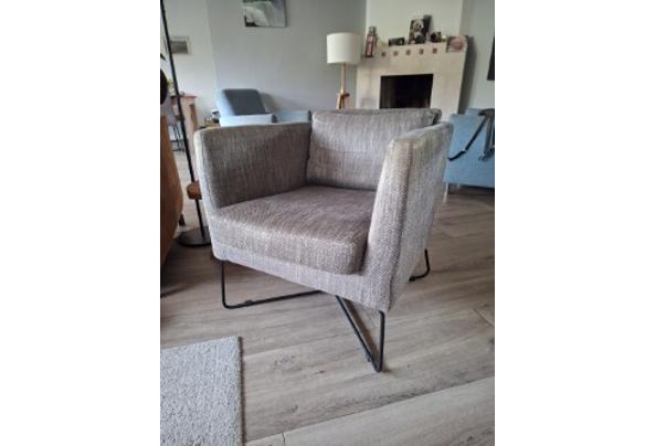 Stoel, zit goed, wel wat verkleurd - 3c54b8ec-58d5-4bd4-9544-739e76c83fa0