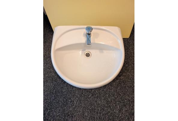 Toiletpotten en wasbakken - PXL_20260613_125018771